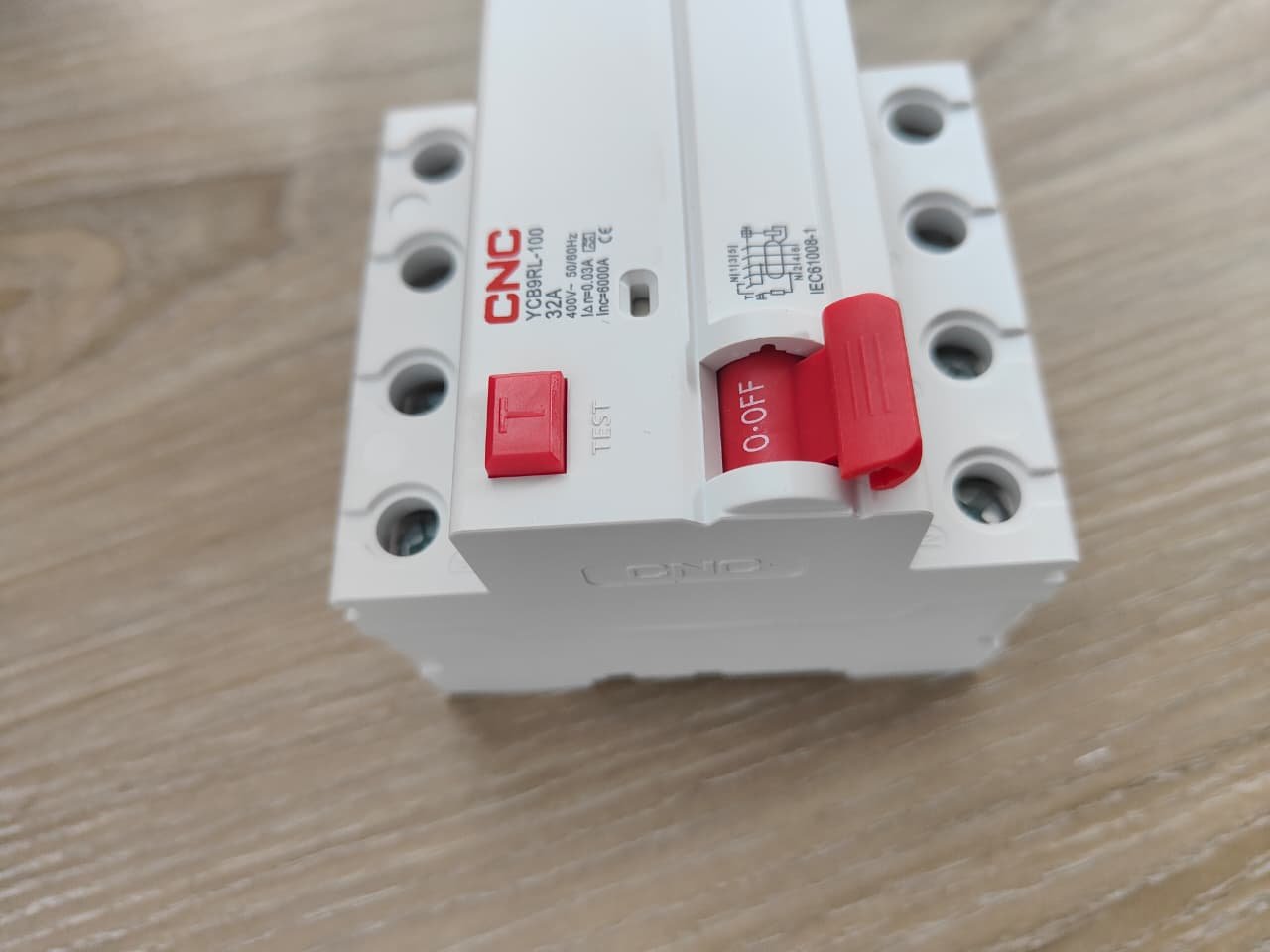 RCCB 3 Phase type A - Image 7