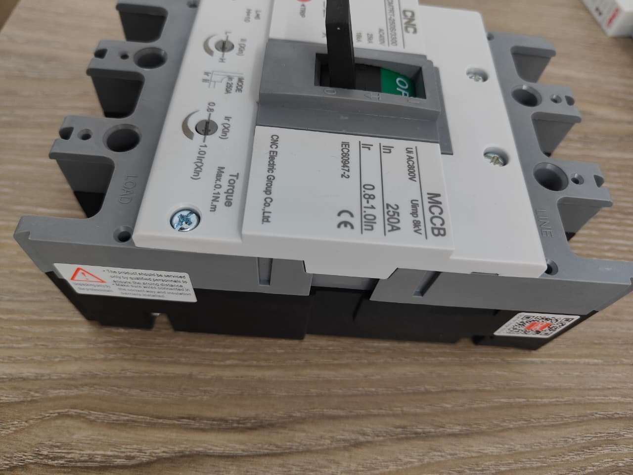 MCCB YCM7RT 250A 3P - Image 7